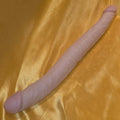 Konischer Doppeldildo 36 cm – sich verjüngende Form mit realistischer Oberfläche und flexiblem Design – Chambers of Love