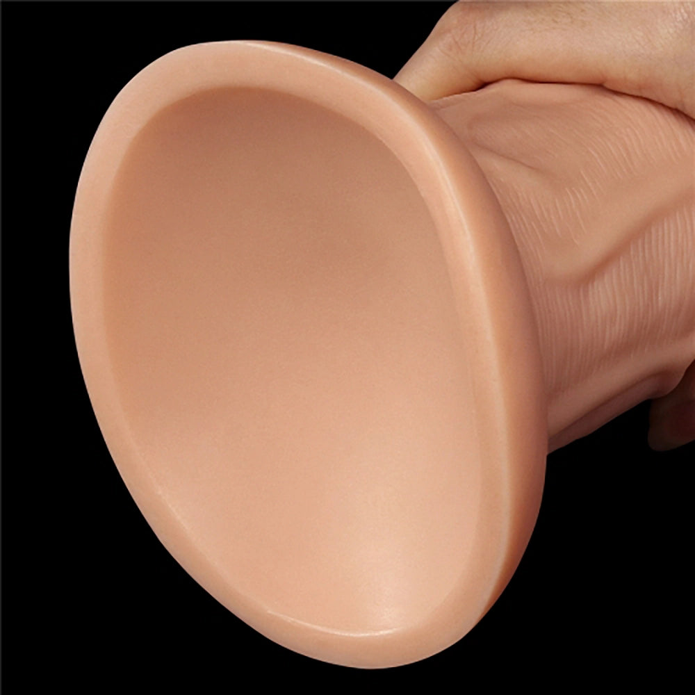 Realistisk böjd dildo 21,5 cm närbild på stor sugkopp – stark fastsättning, hud färg från Chambers of Love sortiment