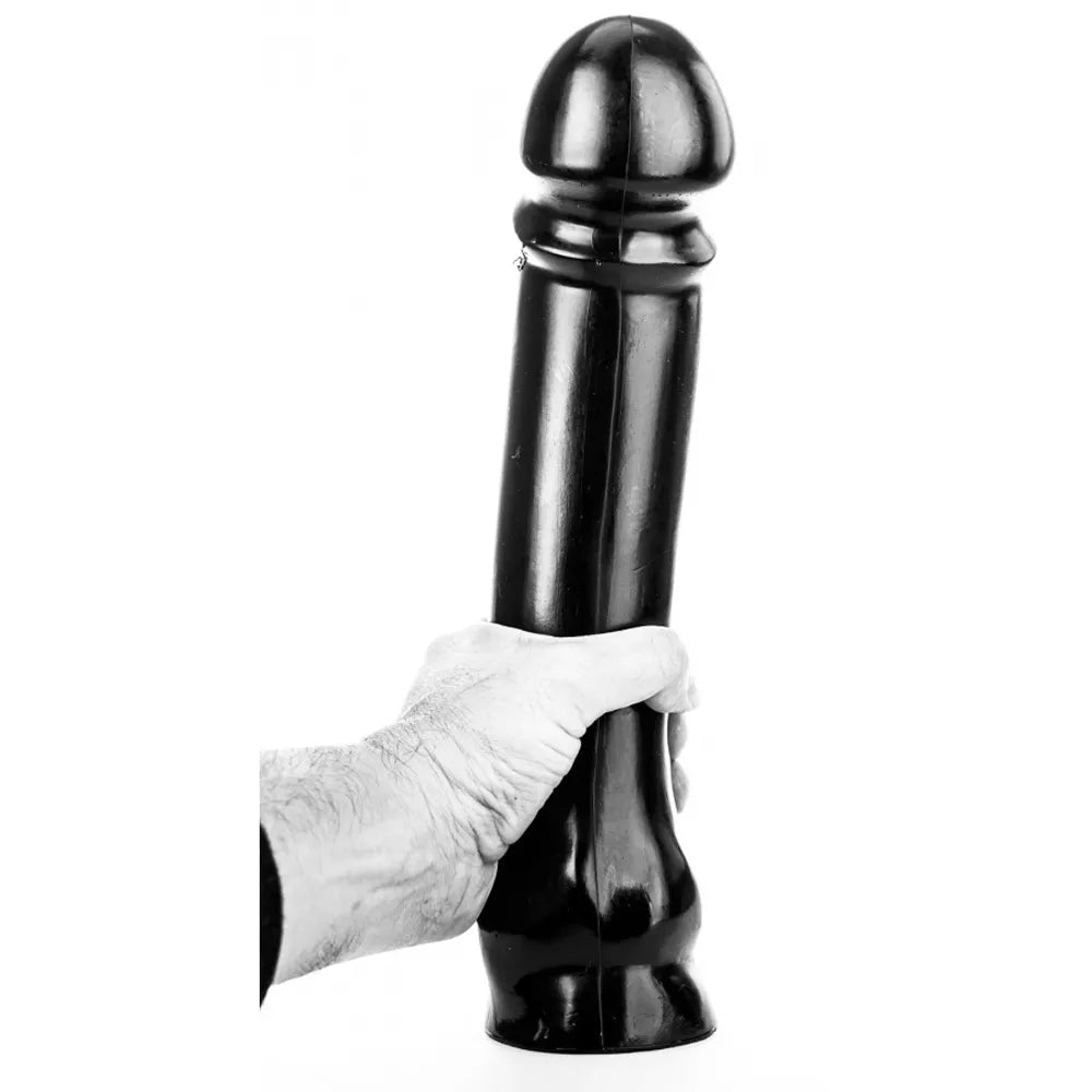 Stor svart dildo – All Black Big Time AB-50 – 29 cm, hålls i hand för storleksreferens från Chambers of Love's sortiment