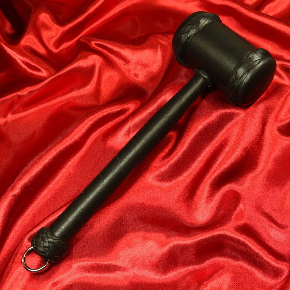BDSM klubba hammare i kalvläder storlek M svart från Chambers of Love