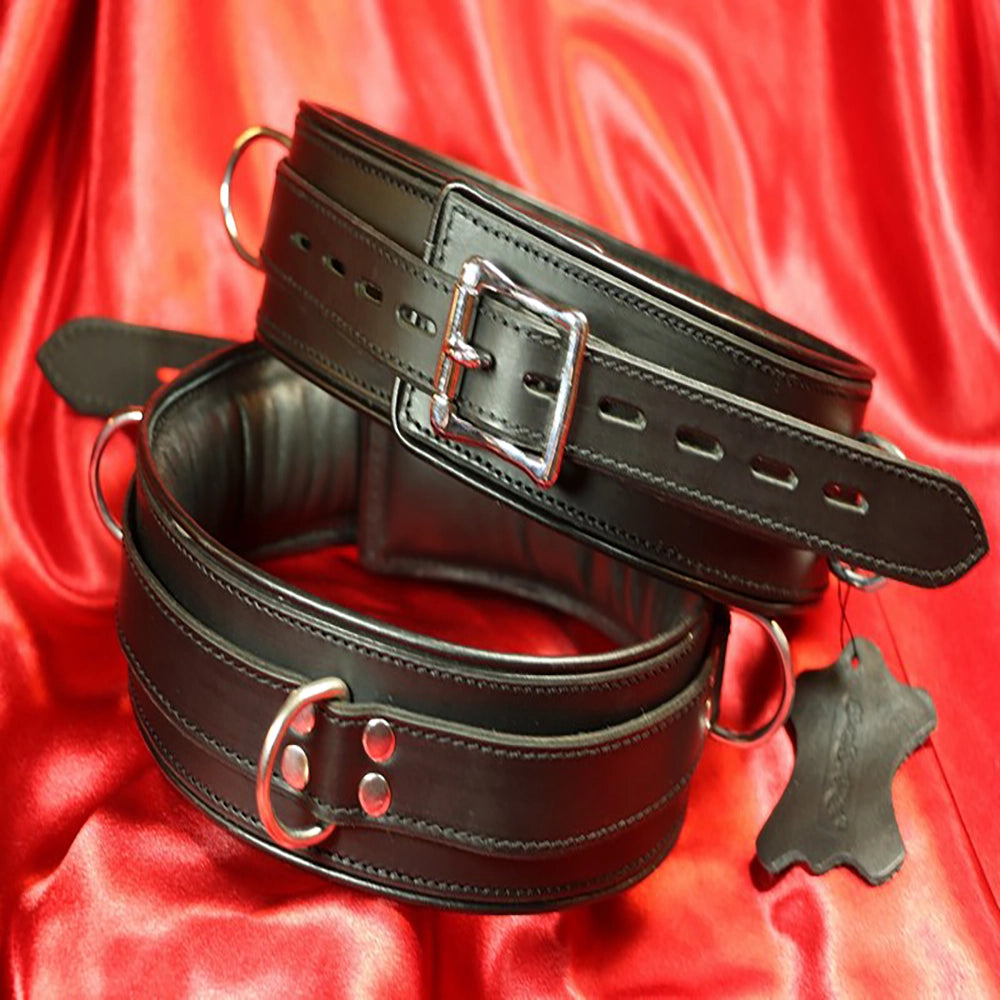 Vadderade BDSM lårbojor