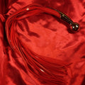 Silikon flogger Silverkulan från Chambers of Love – 36 röda silikonsvansar med handtag i rostfritt stål för intensiva BDSM-sessioner